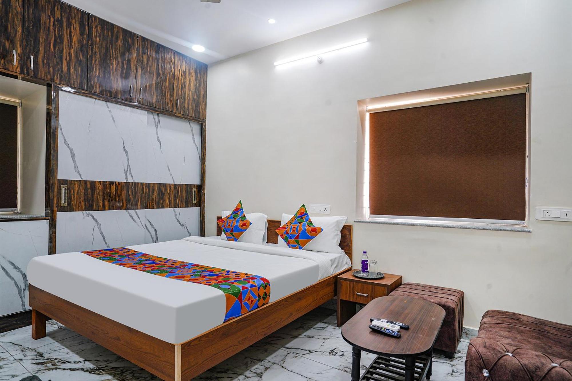 Fabhotel Perams Grand Inn - Hitech City Hyderabad Esterno foto