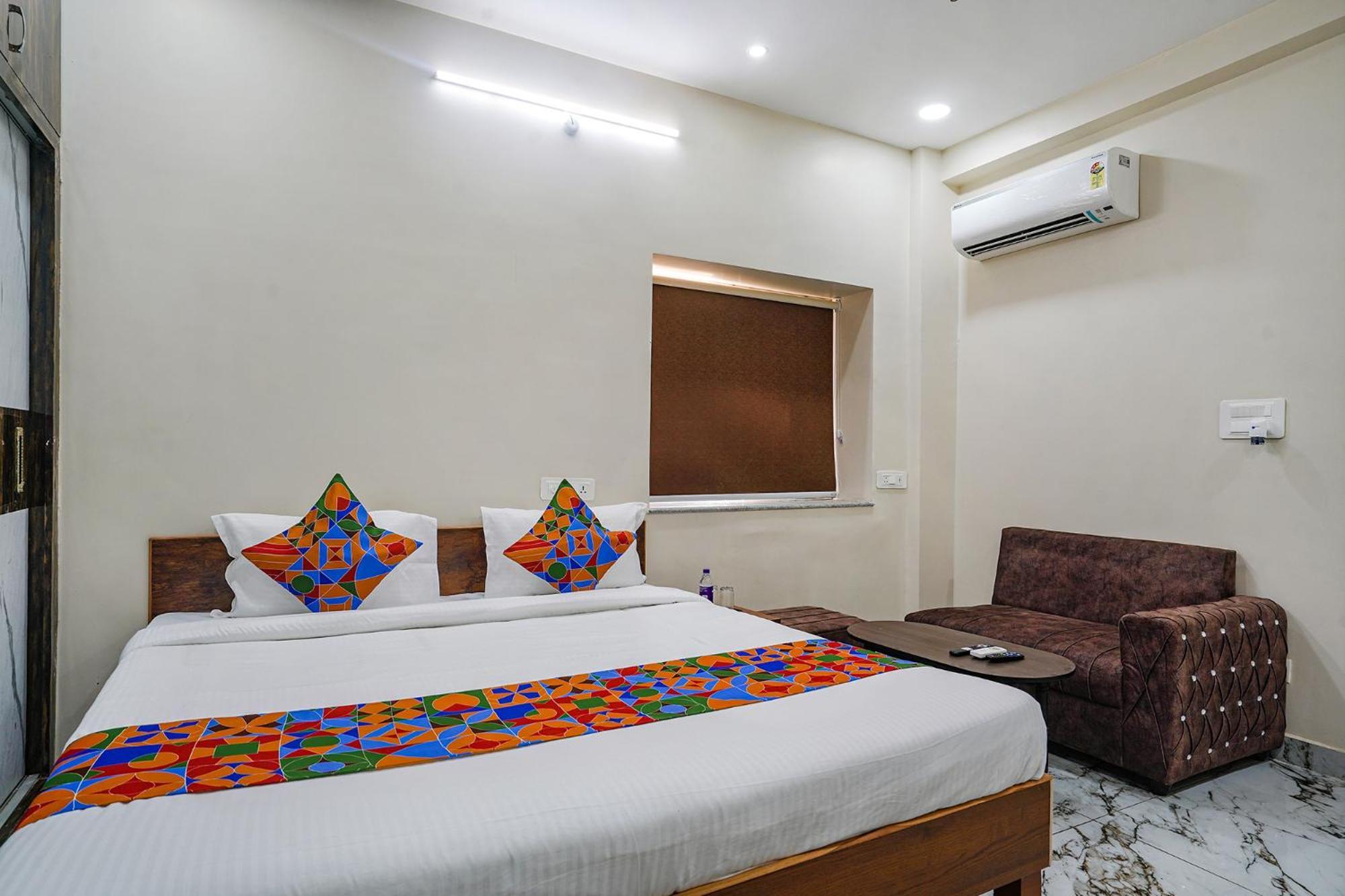 Fabhotel Perams Grand Inn - Hitech City Hyderabad Esterno foto